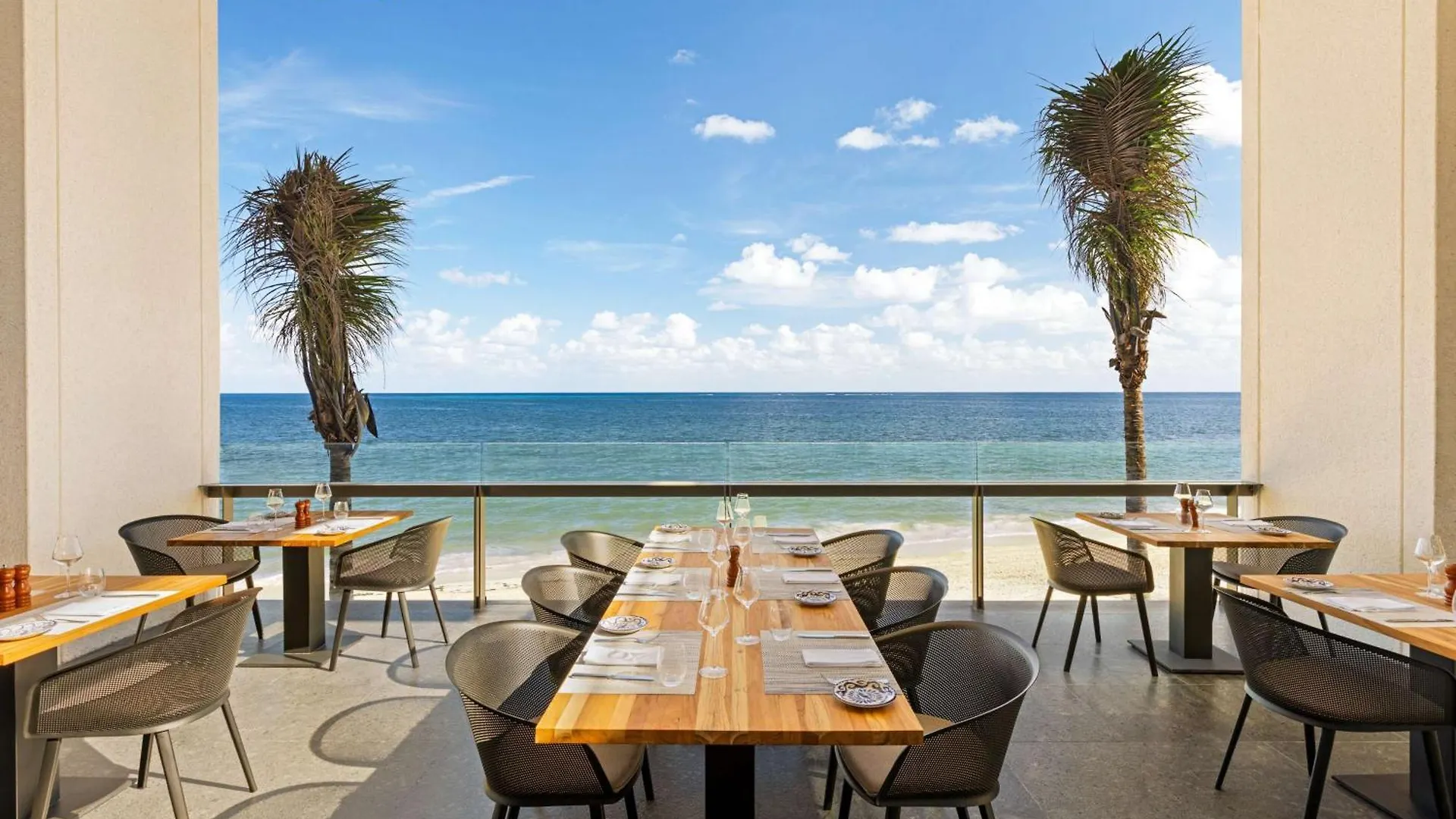 Hilton Cancun, An All-Inclusive Resort プエルト・モレロス