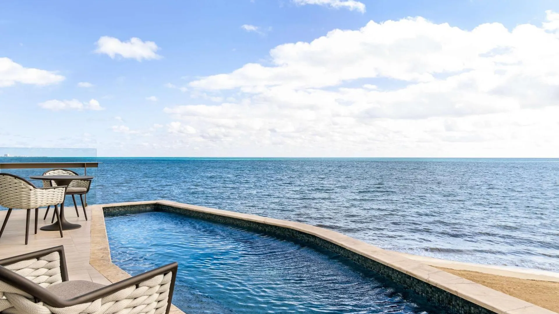 Hilton Cancun, An All-Inclusive Resort プエルト・モレロス